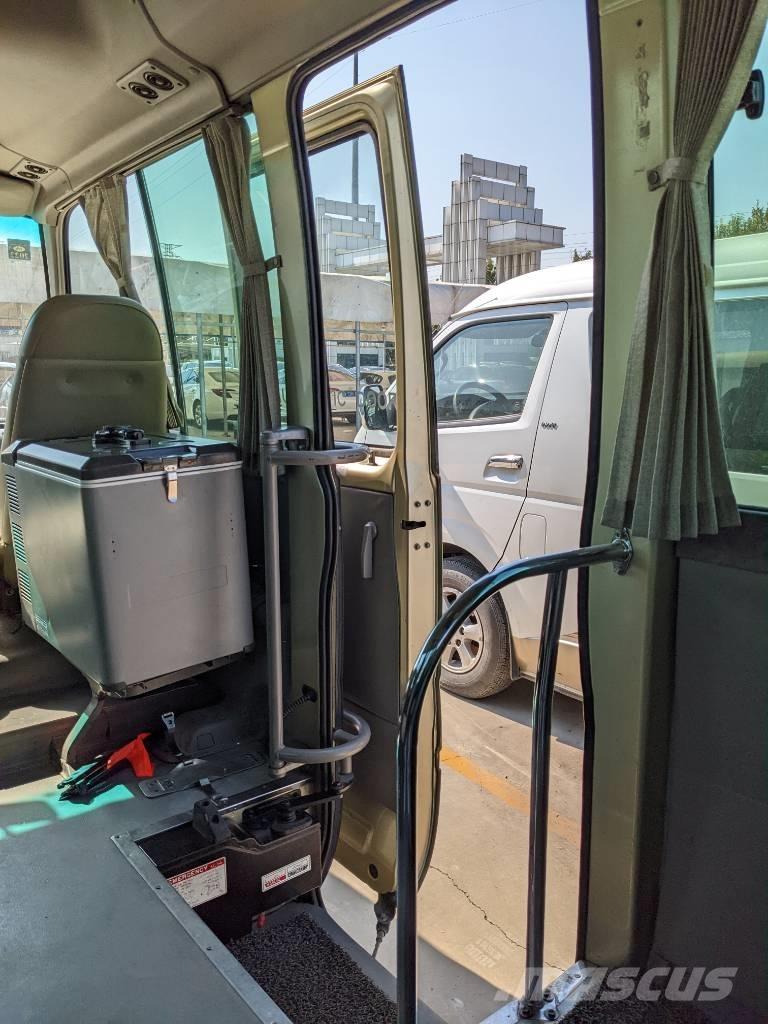  Toyoya Coaster Bus Minibüsler
