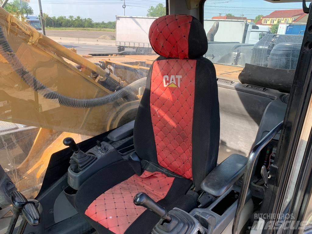 CAT 336D2 Paletli ekskavatörler