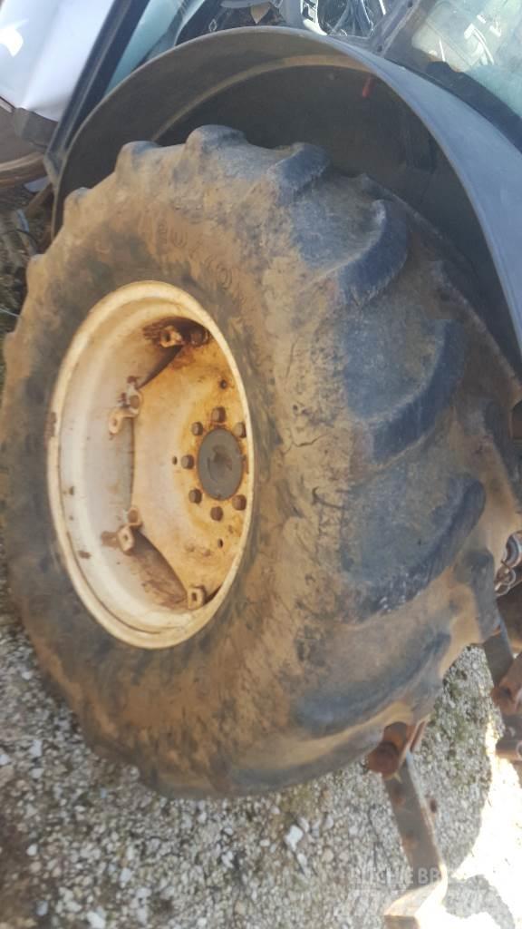  Pneus 420/70R24 Tekerlekler