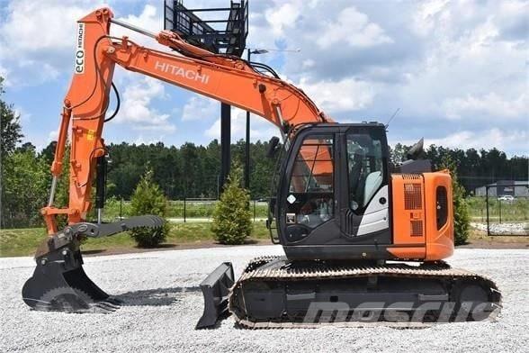 Hitachi ZX 135 Paletli ekskavatörler