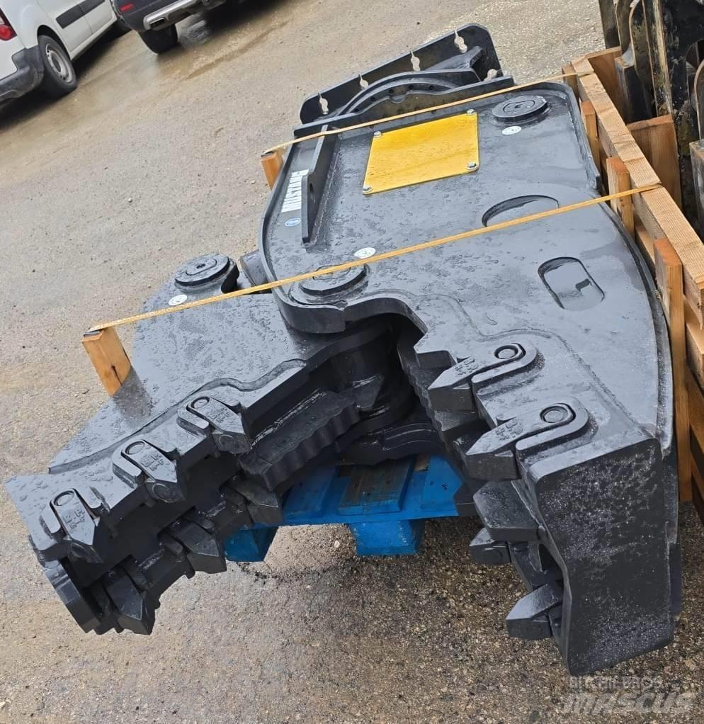 Mustang RH16 Ağaç öğütücüler