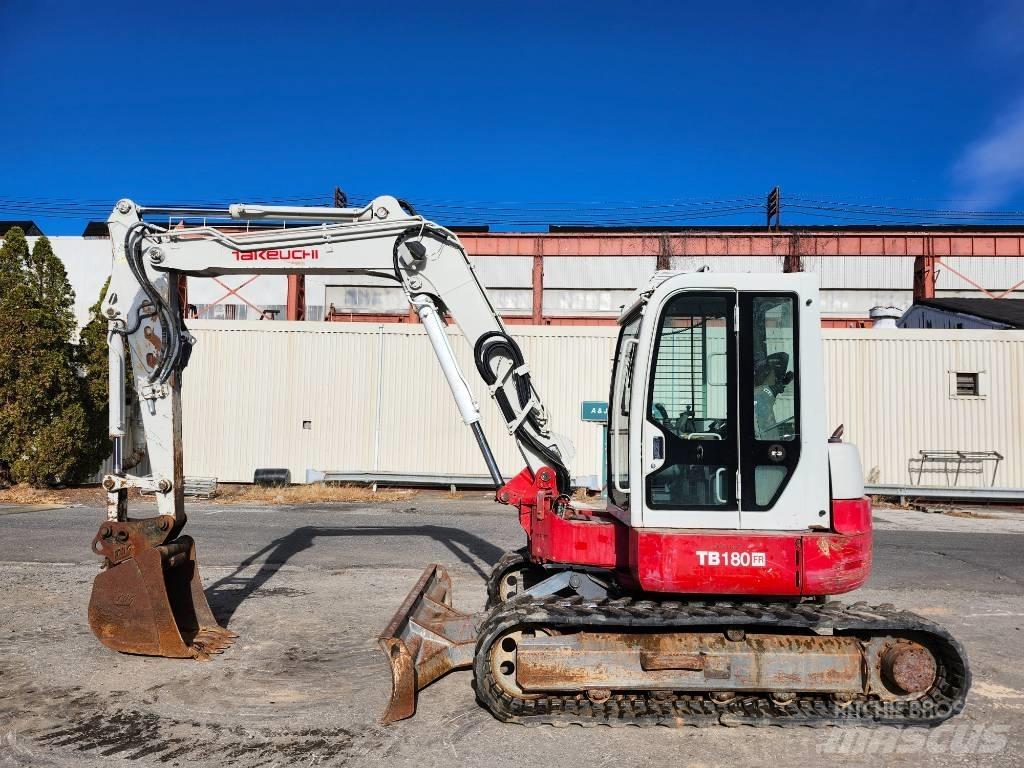Takeuchi TB 180 FR Paletli ekskavatörler
