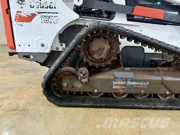Bobcat T870 Skid steer loderler