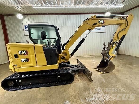 CAT 306CR Paletli ekskavatörler