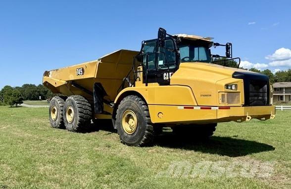 CAT 745 Belden kirma kaya kamyonu
