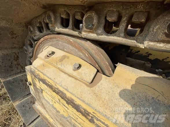 CAT D3K2 XL Paletli dozerler