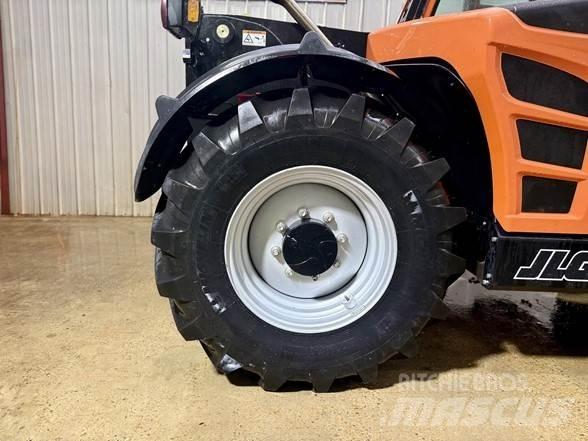 JLG 823 Teleskopik yükleyiciler