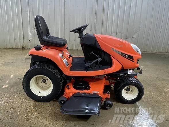 Kubota GR2110 Mobil çim biçme makineleri