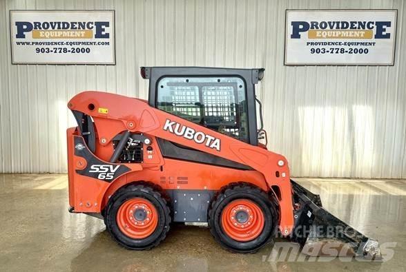 Kubota SSV65 Skid steer loderler