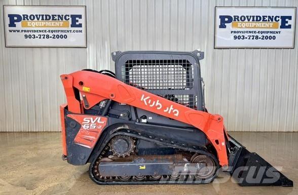 Kubota SVL65-2 Skid steer loderler