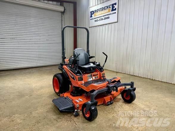 Kubota ZD1211L Sıfır dönüşlü çim biçme makineleri