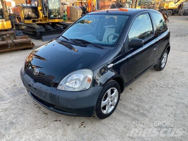 Toyota Yaris Otomobiller