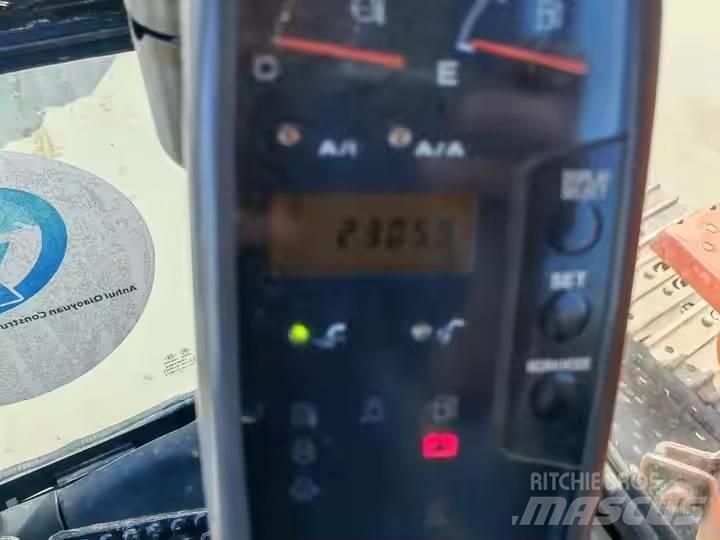 Hitachi ZX135 Paletli ekskavatörler
