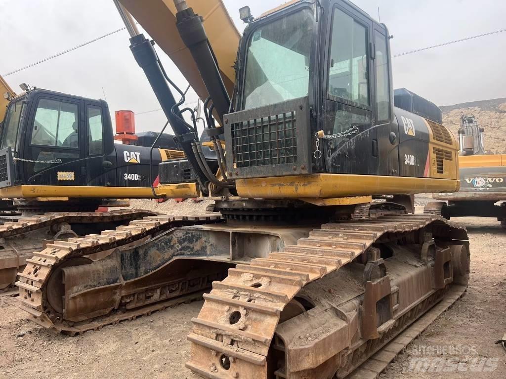 CAT 340D2L Paletli ekskavatörler