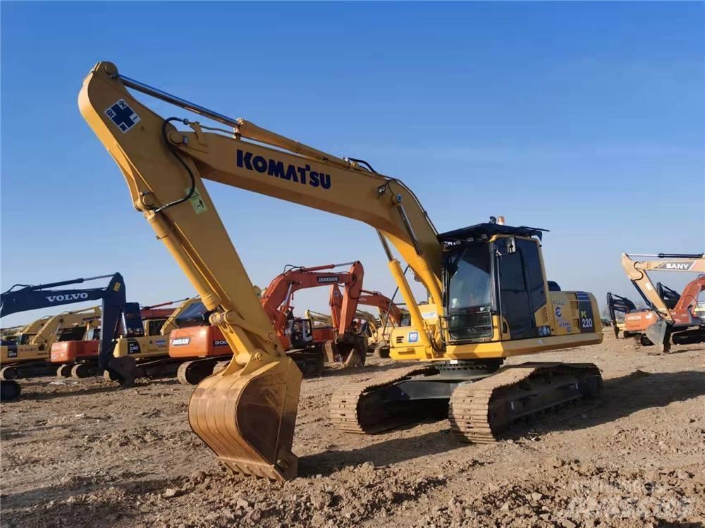 Komatsu PC 220-8 Paletli ekskavatörler