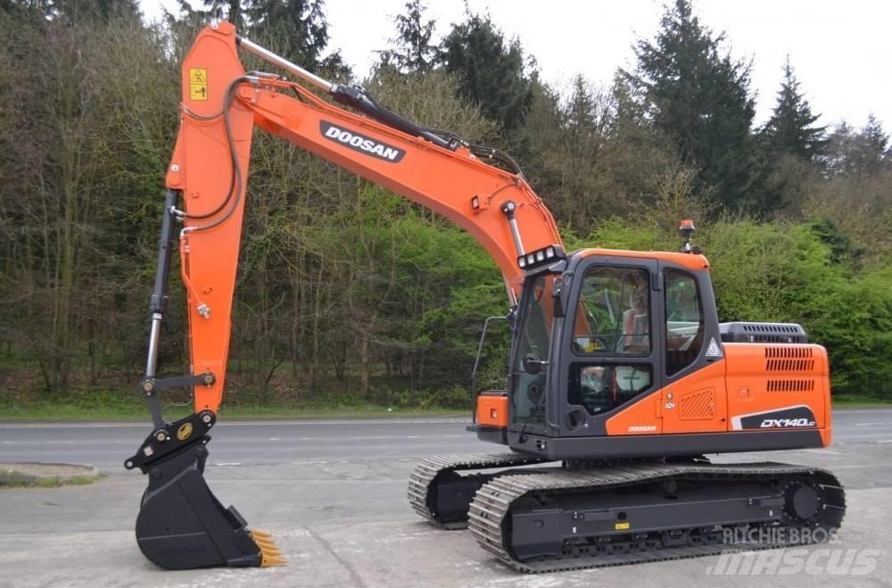 Doosan DX 140 LC-5 Paletli ekskavatörler