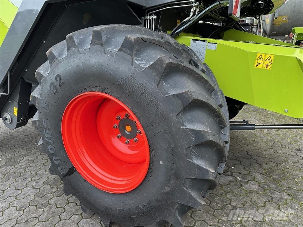 CLAAS Evion 450 Biçerdöverler