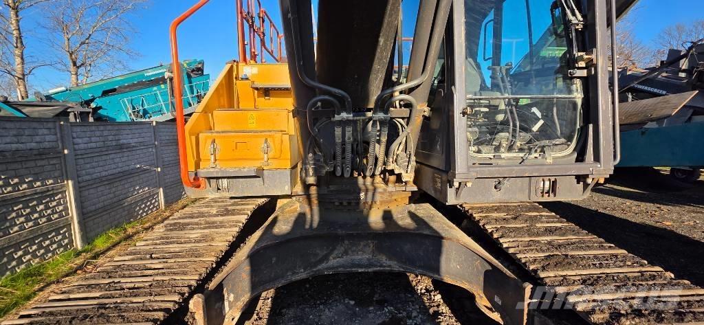 Volvo EC 300 EL Paletli ekskavatörler