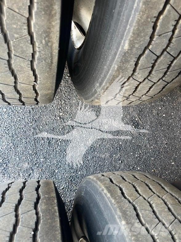 Utility 3000R Frigofrik çekiciler