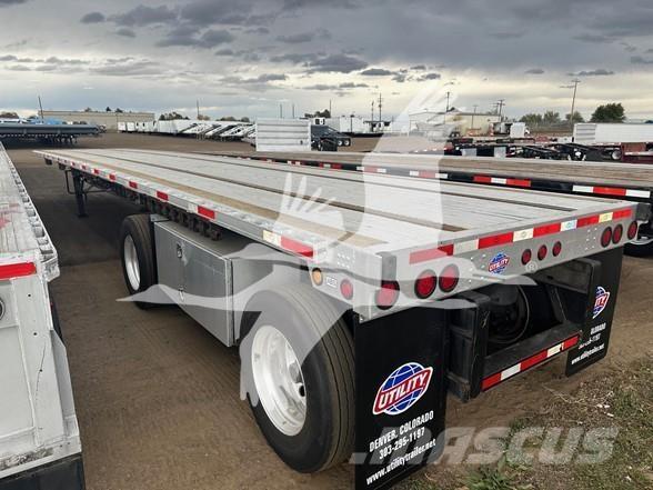 Utility 4000AE Flatbed çekiciler