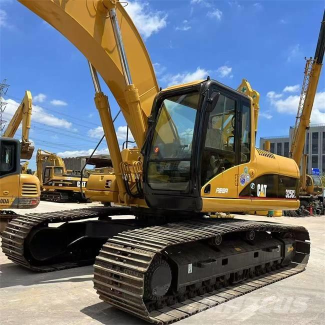 CAT 325 CL Paletli ekskavatörler