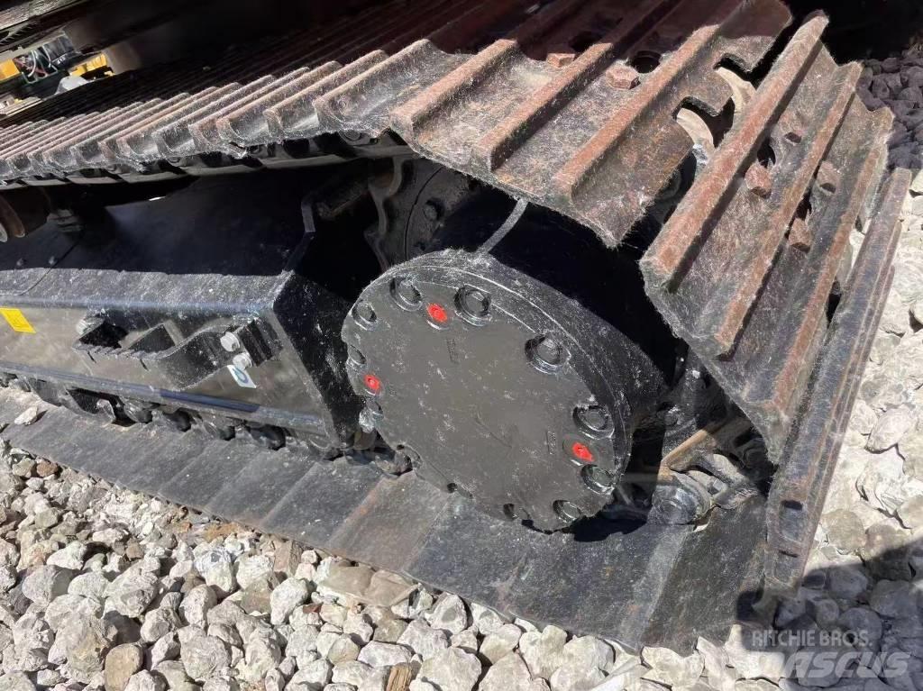 Hitachi 120 Paletli ekskavatörler