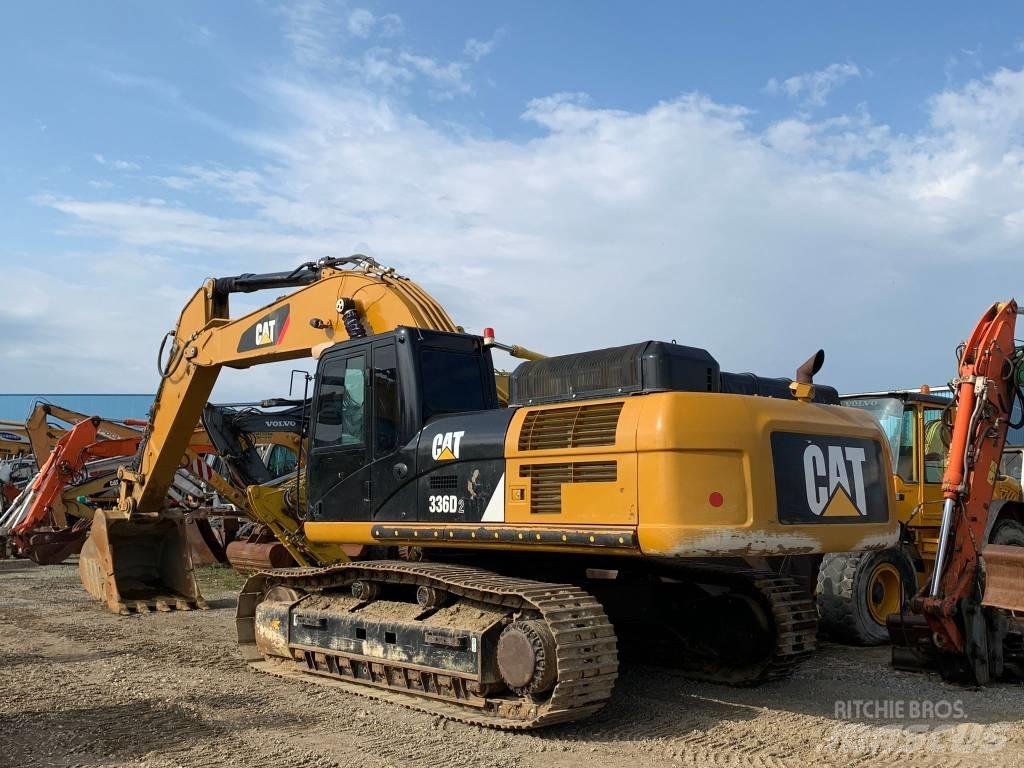 CAT 336D2 Paletli ekskavatörler