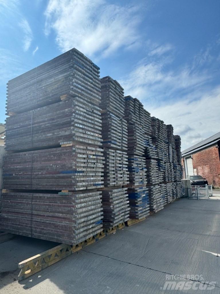 Altrad SL 70 Iskele ekipmanlari