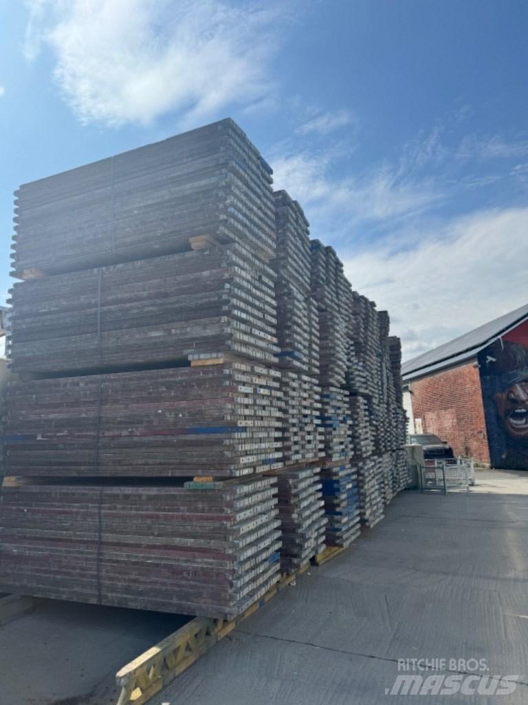 Altrad SL 70 Iskele ekipmanlari