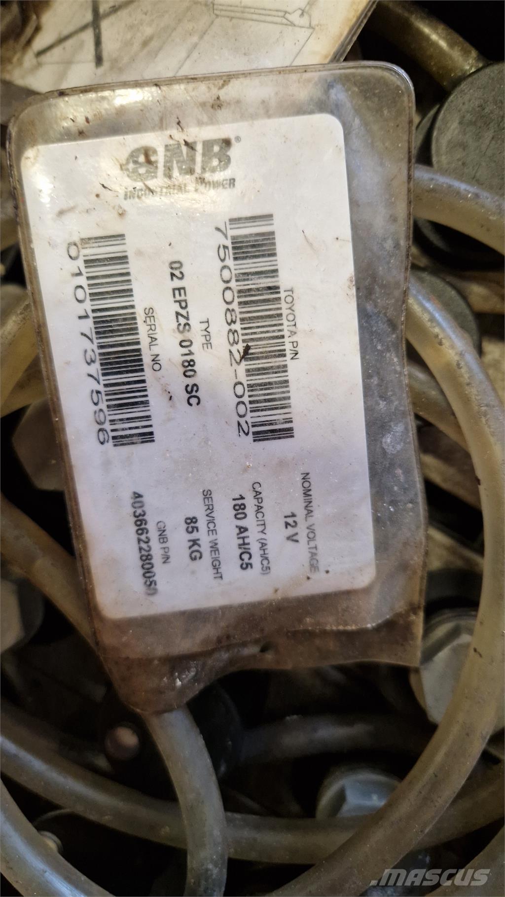 Toyota SWE080L Akülü depo ekipmanları