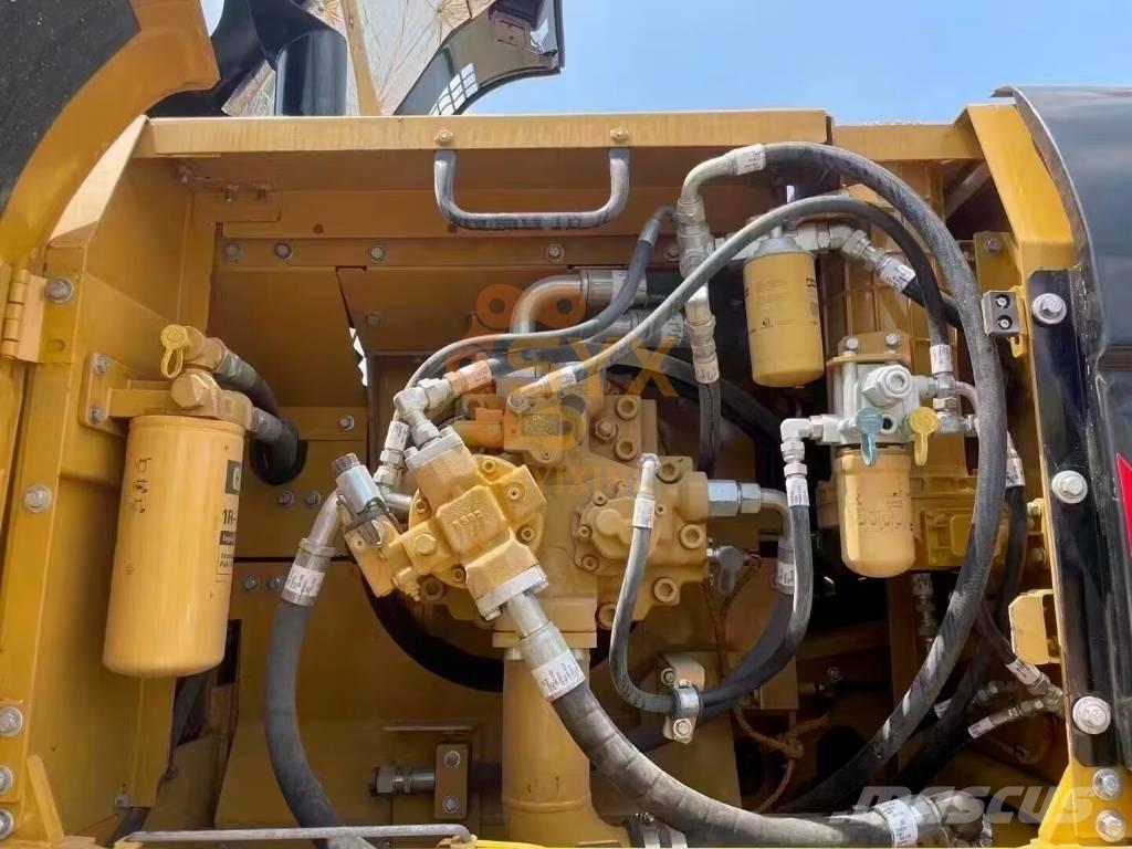 CAT 336 D Paletli ekskavatörler