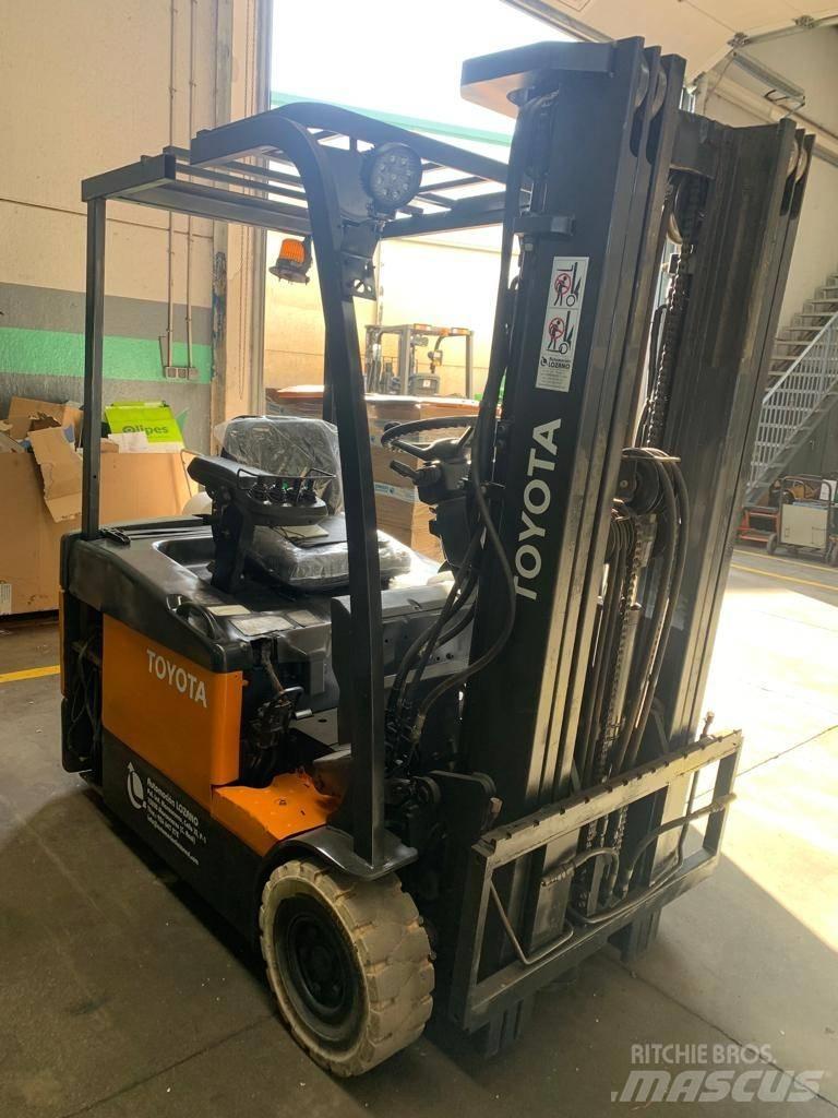 Toyota 7FBEF15 Elektrikli forkliftler