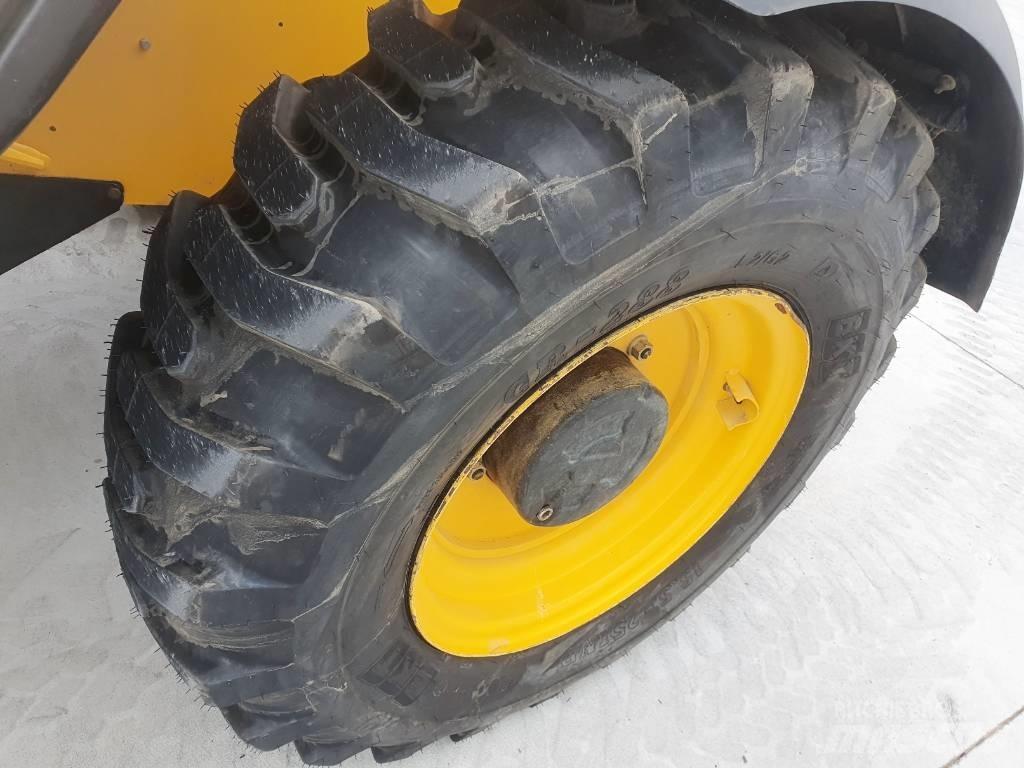 JCB 540-140     M329 Teleskopik tekerlekli yükleyiciler