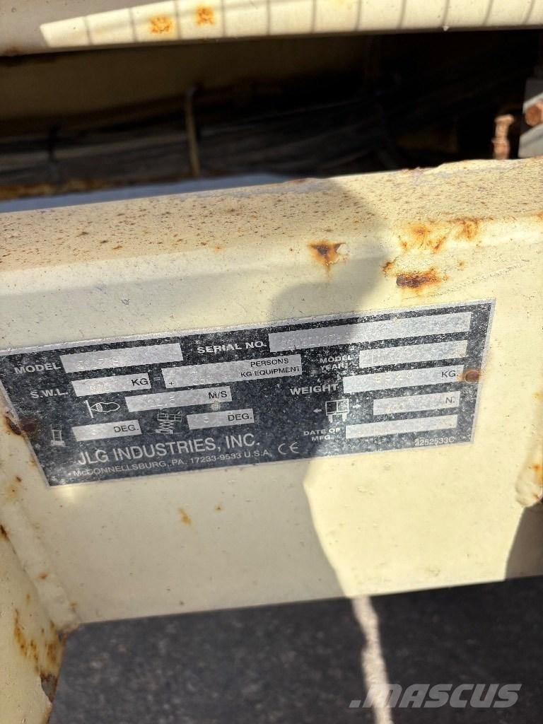 JLG 500 RTS Makasli platformlar