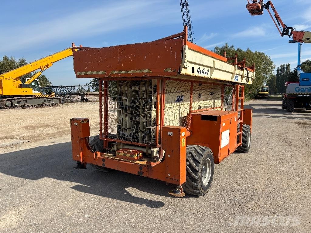 JLG 500 RTS Makasli platformlar