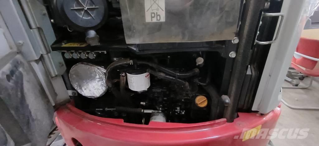 Takeuchi TB 325 R Mini ekskavatörler, 7 tona dek