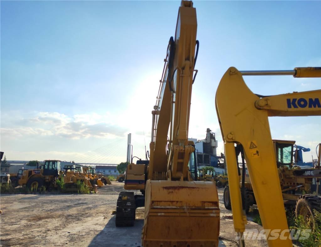 CAT 325 B L Paletli ekskavatörler