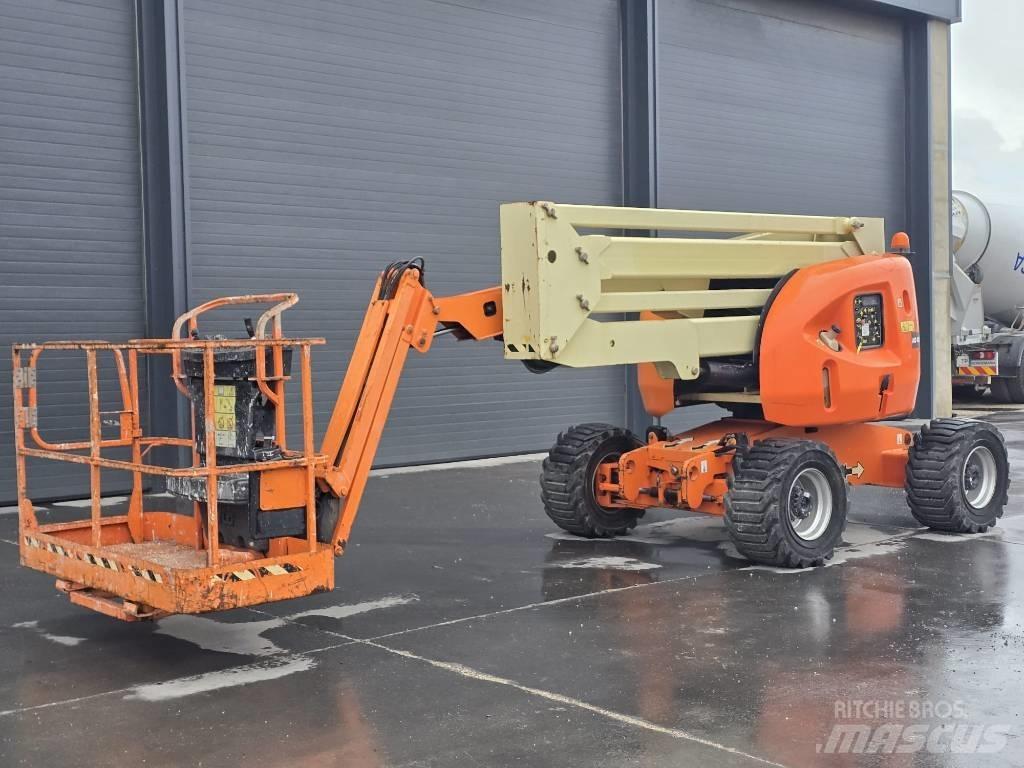 JLG 450 AJ II Körüklü personel platformları