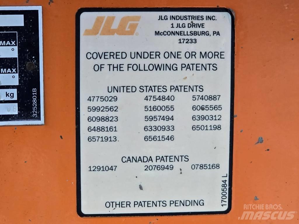 JLG 450 AJ II Körüklü personel platformları