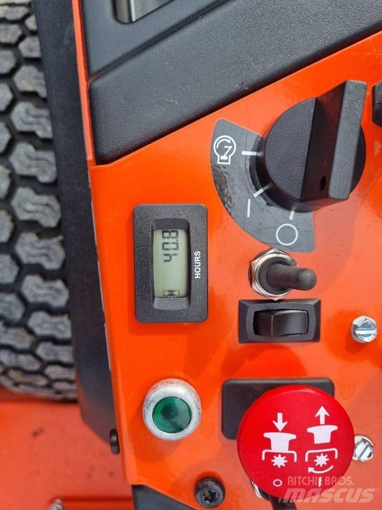 Ariens ZENITH Sıfır dönüşlü çim biçme makineleri