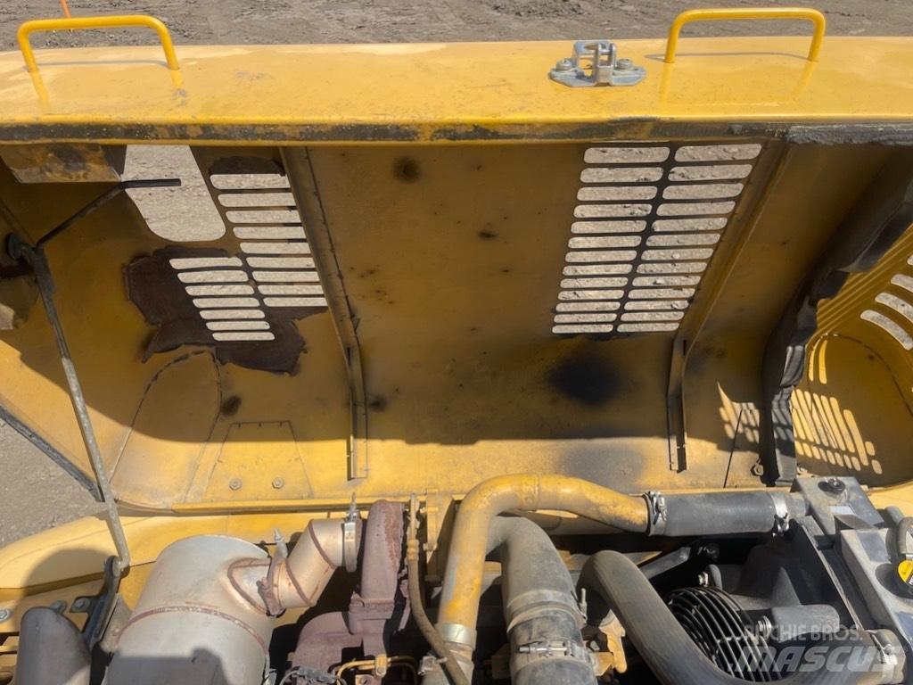 DEERE 120C Paletli ekskavatörler