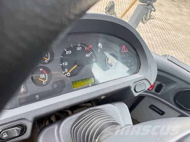 Komatsu WA 320 Tekerlekli yükleyiciler