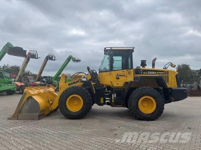 Komatsu WA 320 Tekerlekli yükleyiciler