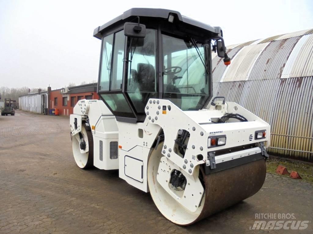 Dynapac CC 2200 Çift tamburlu silindirler