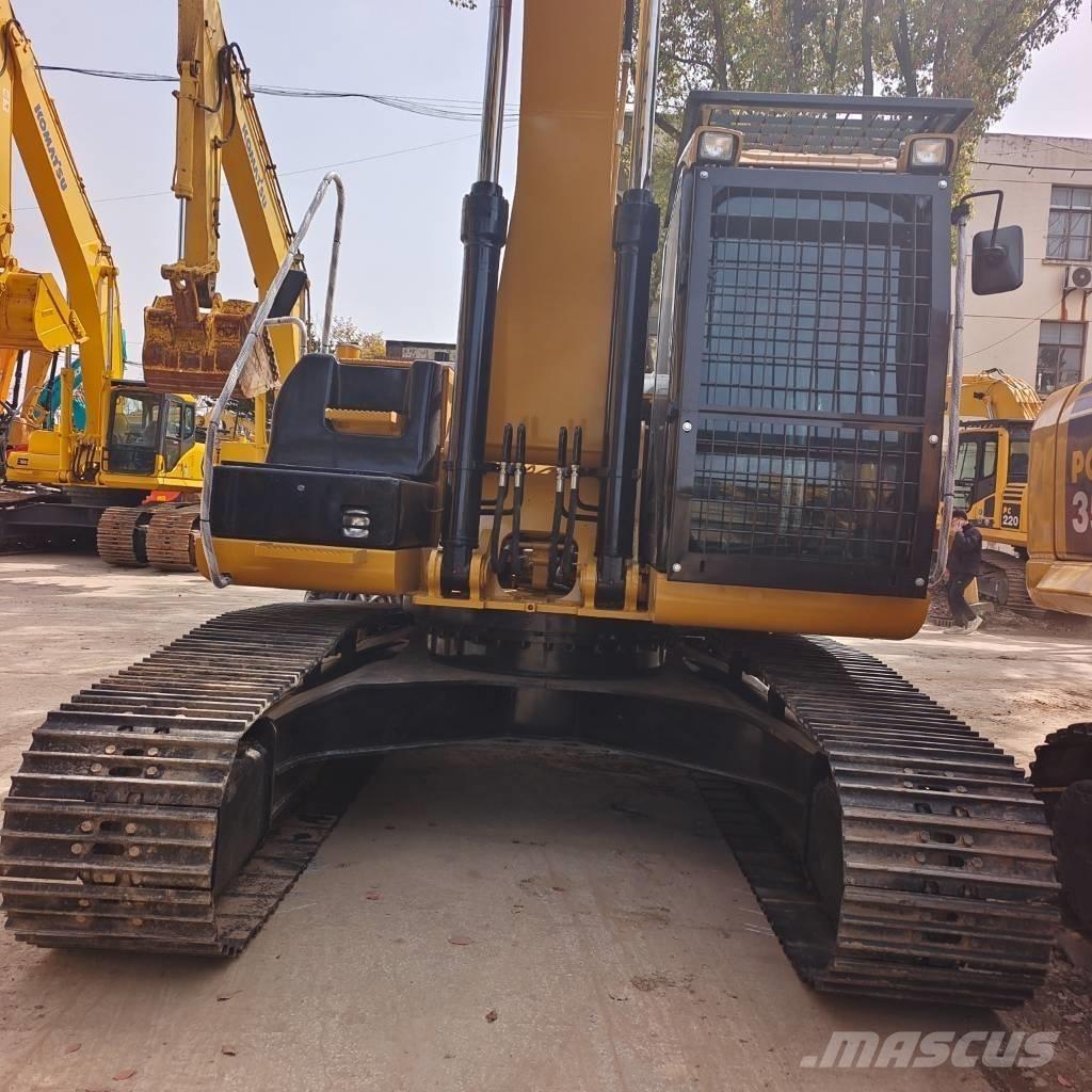 CAT 330 D Paletli ekskavatörler