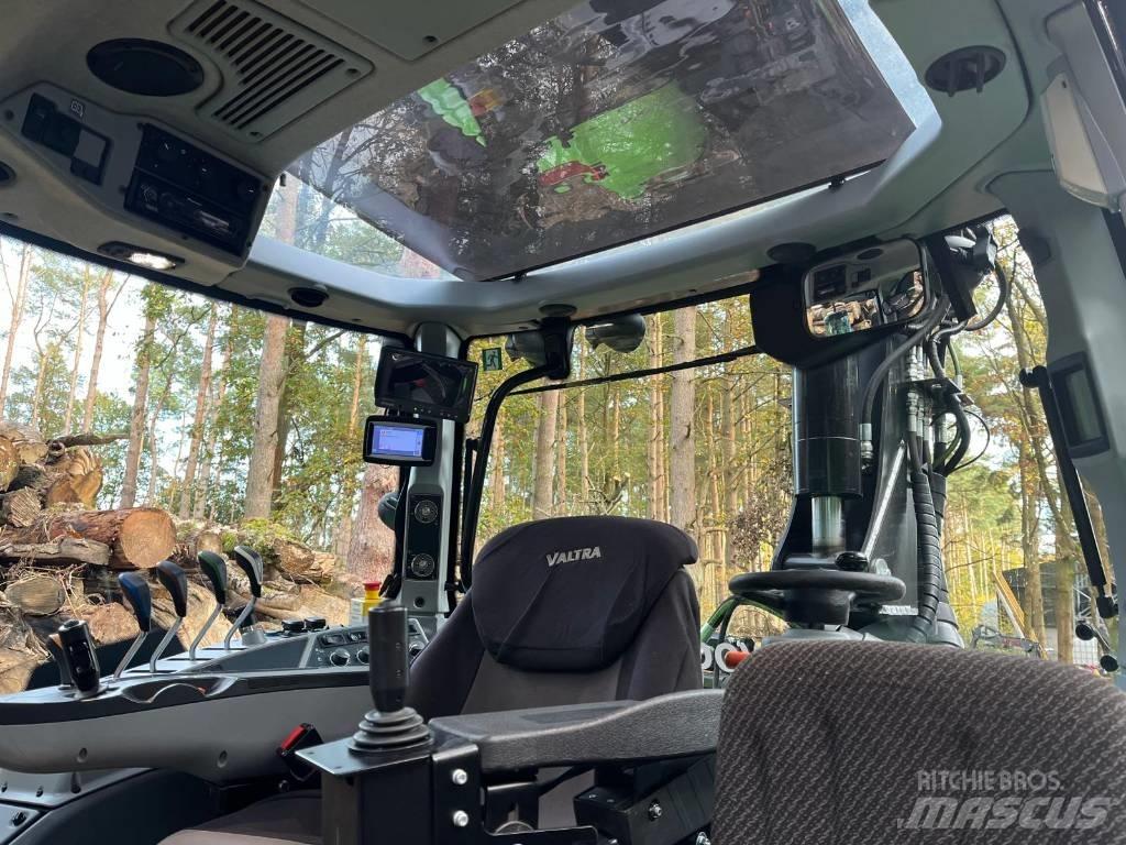 Valtra T214 Active Traktörler