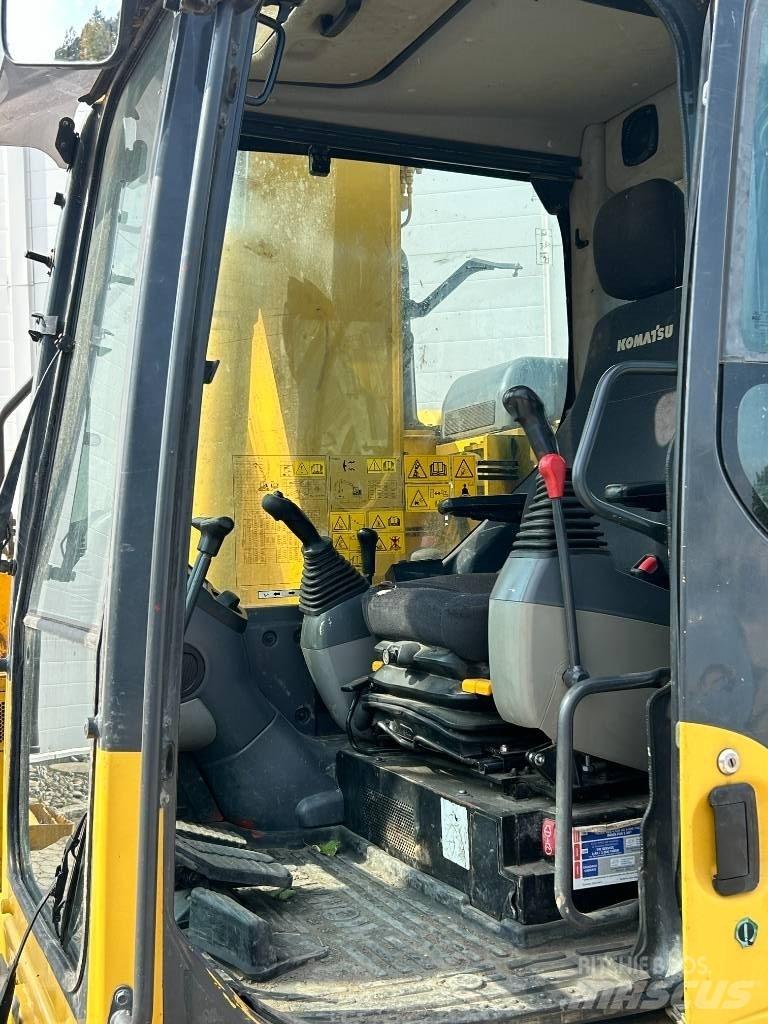 Komatsu PC 138-11 Paletli ekskavatörler