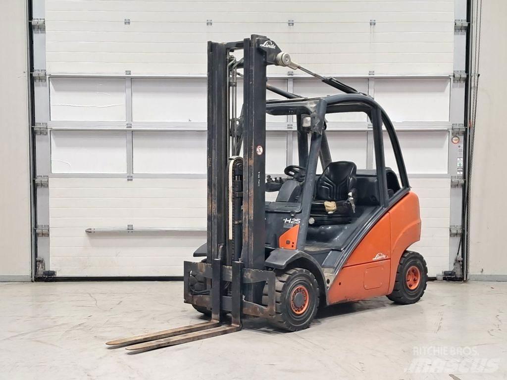 Linde H25T LPG'li forkliftler