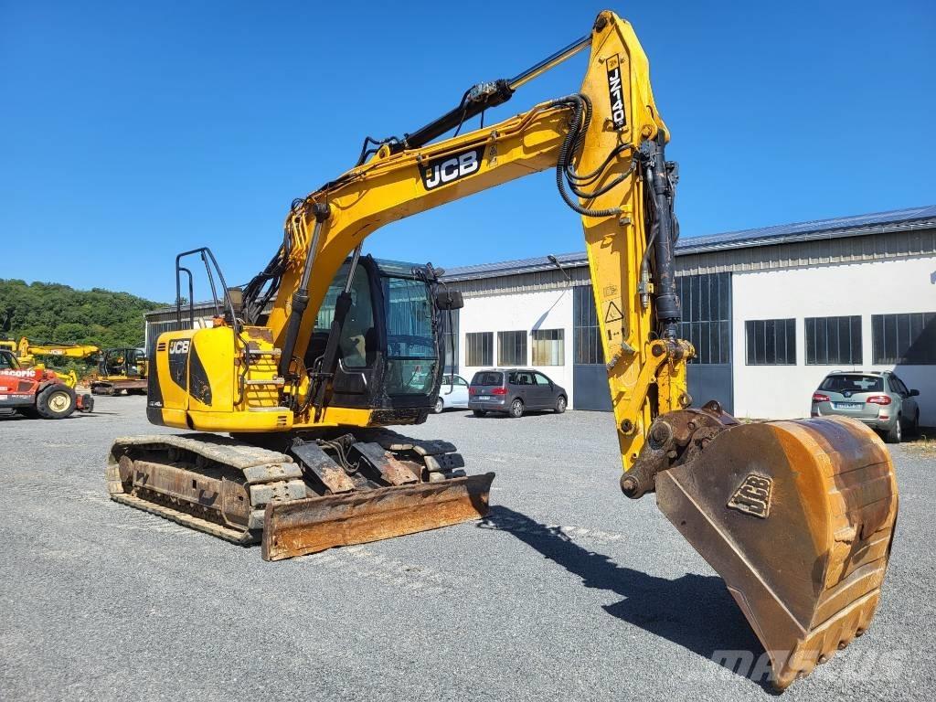 JCB JZ 140 LC Paletli ekskavatörler