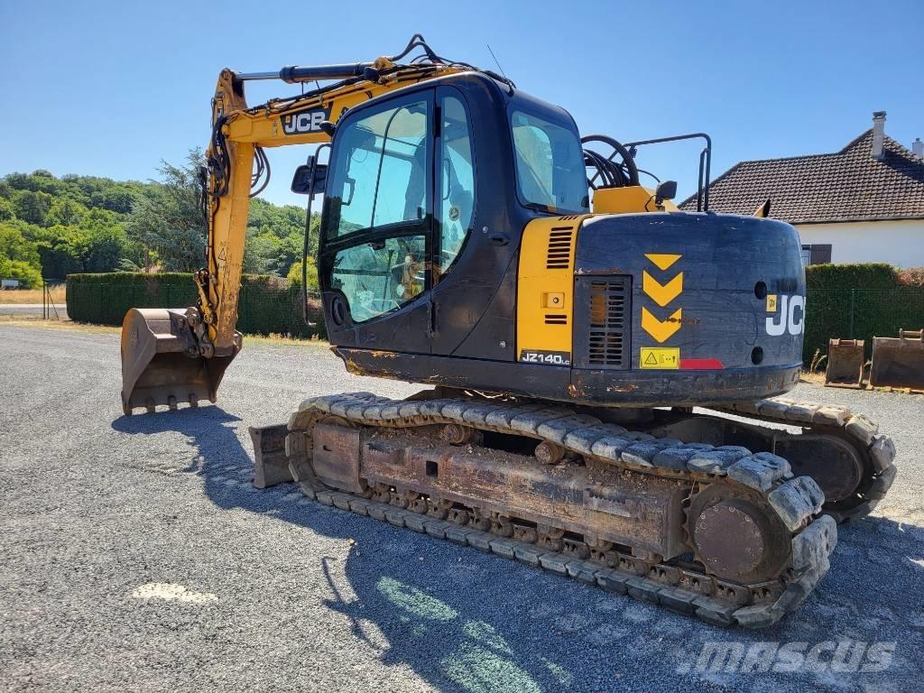 JCB JZ 140 LC Paletli ekskavatörler